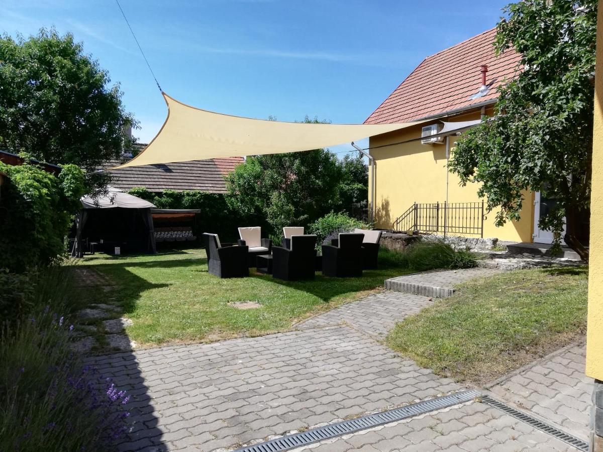 Malom-tó Vendégház Tapolca Extérieur photo